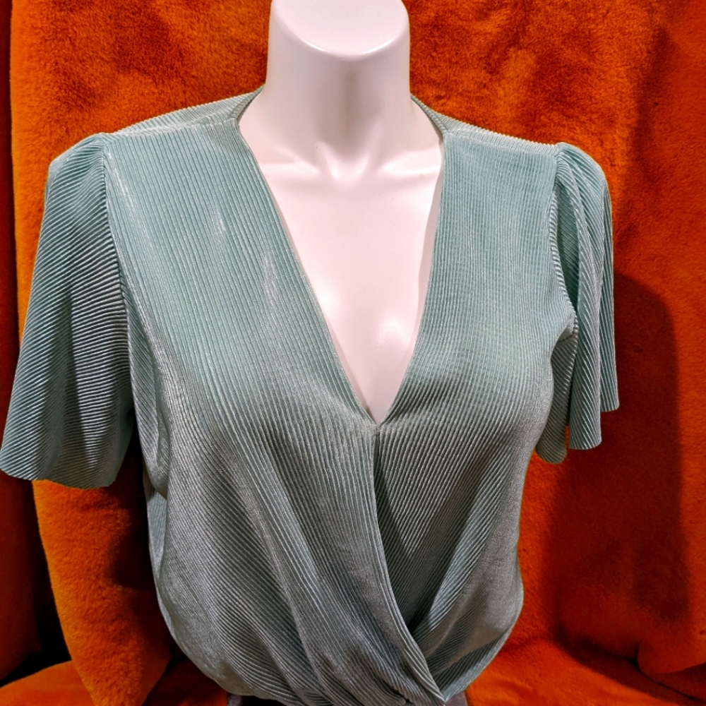 ASTR women's top XL